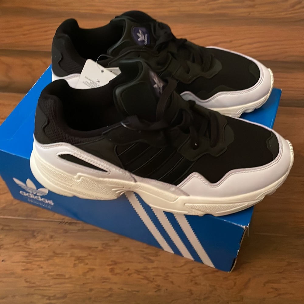 Adidas Yung 96 (Shoebox NOT included) - Picture 3 of 11
